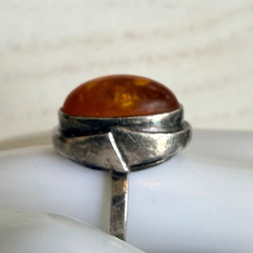 Vintage Sterling Silver Amber Cabochon Ring - Picture 9 of 13